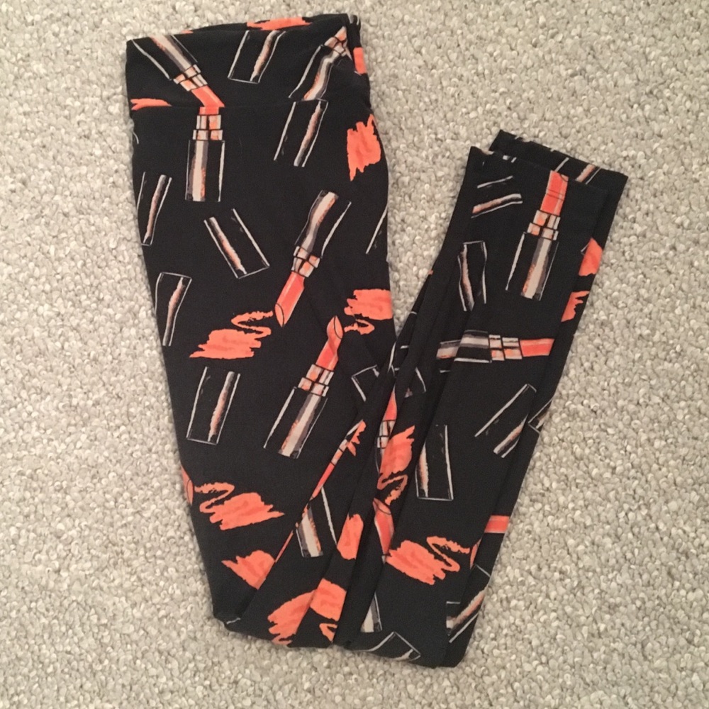 LulaRoe TC Lipstick Leggings